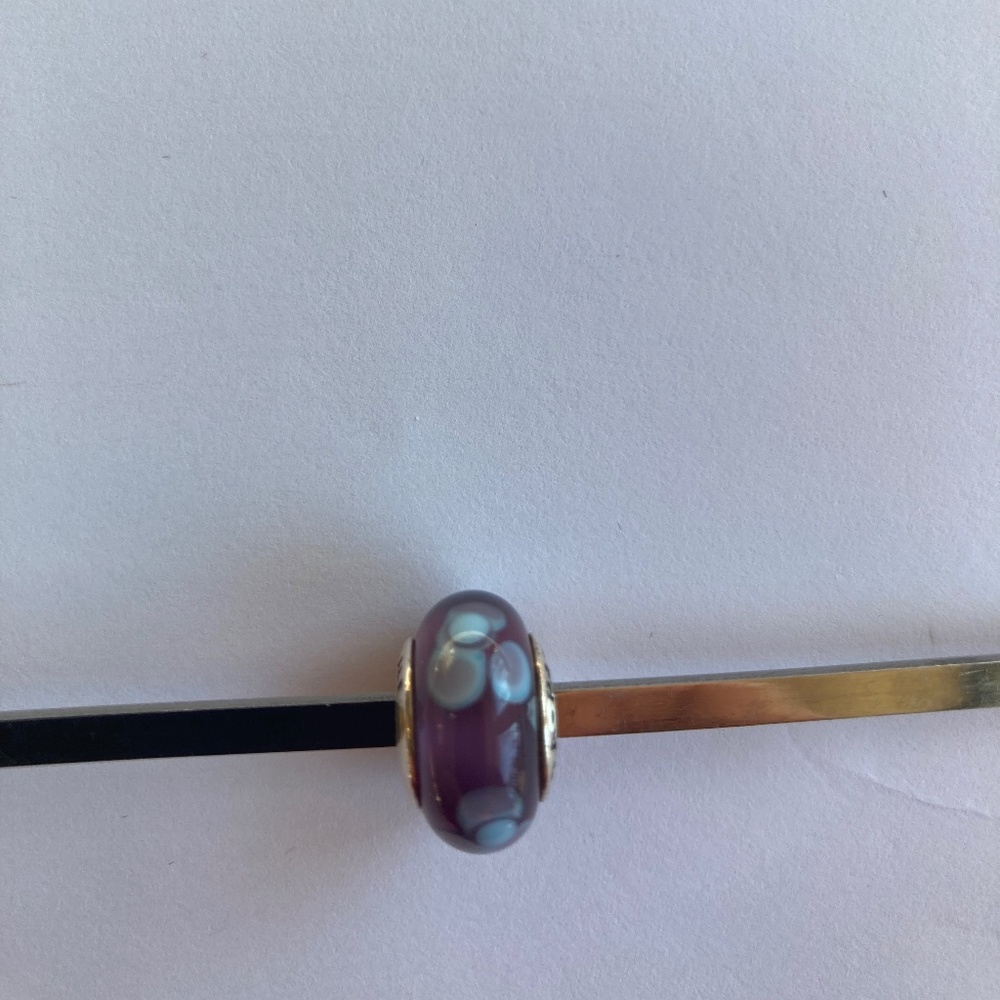 Pandora Murano purple bead with flowers